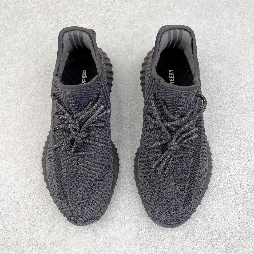 Adidas Yeezy Boost 350 detail 1