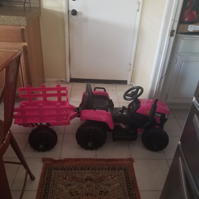 Ride On Tractor Battery Powered Electric Car and Truck