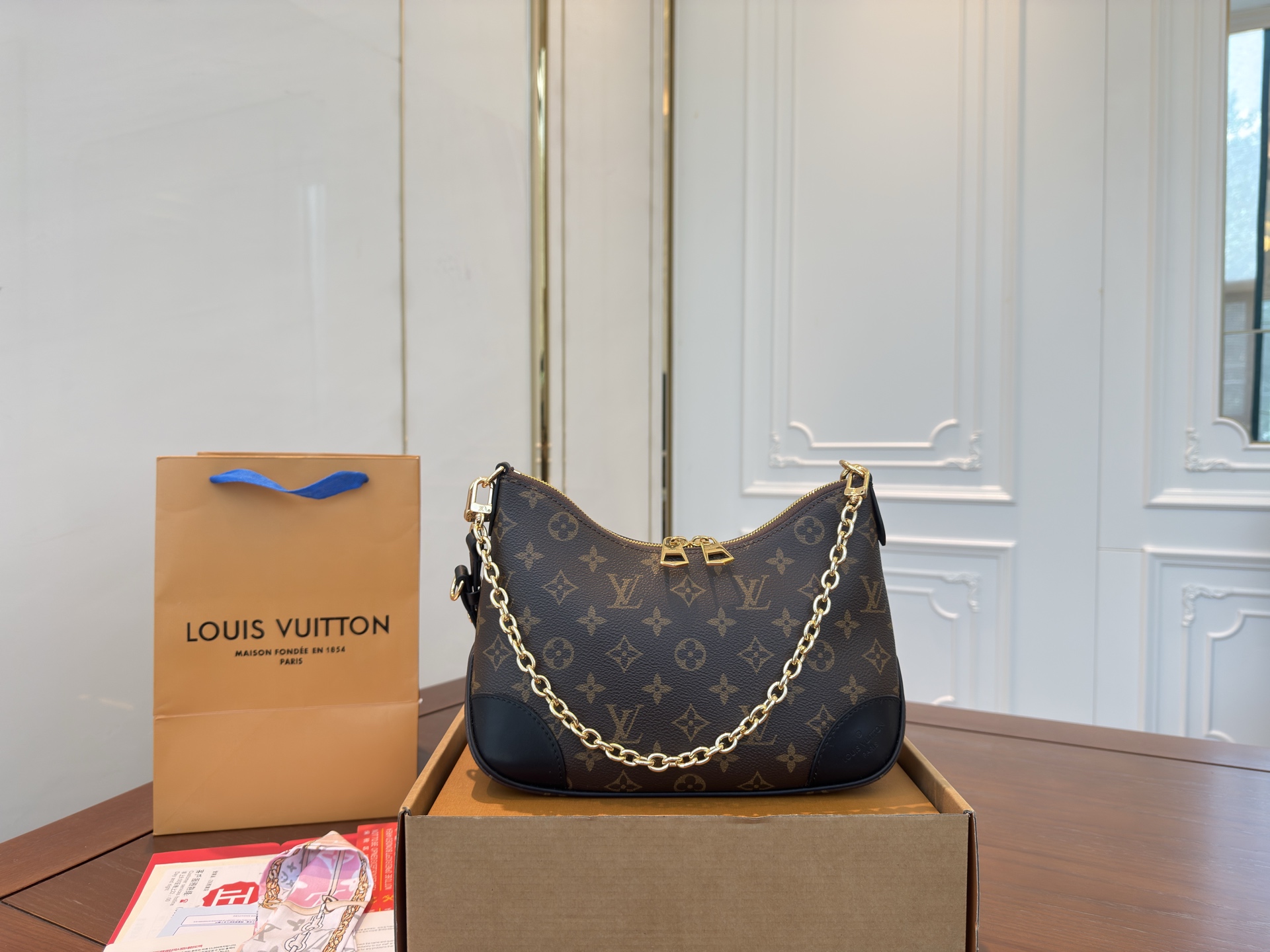 LV Vintage Croissant Bag Classic Shoulder CrossbodyBag