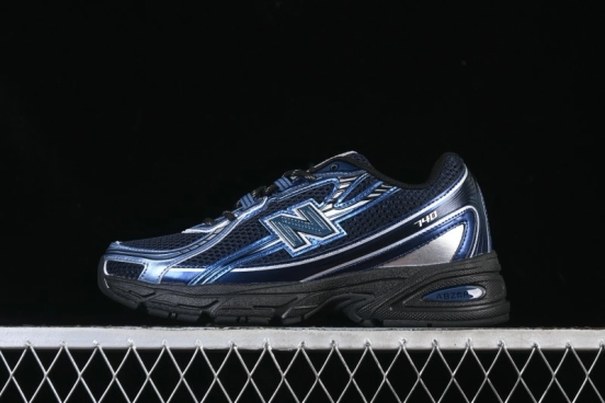 New Balance 740