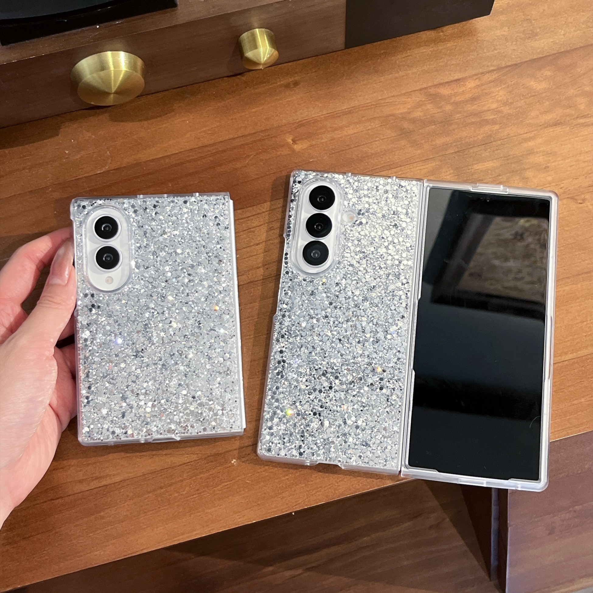 Galaxy Z Fold 8 Protective Case Glitter - back view