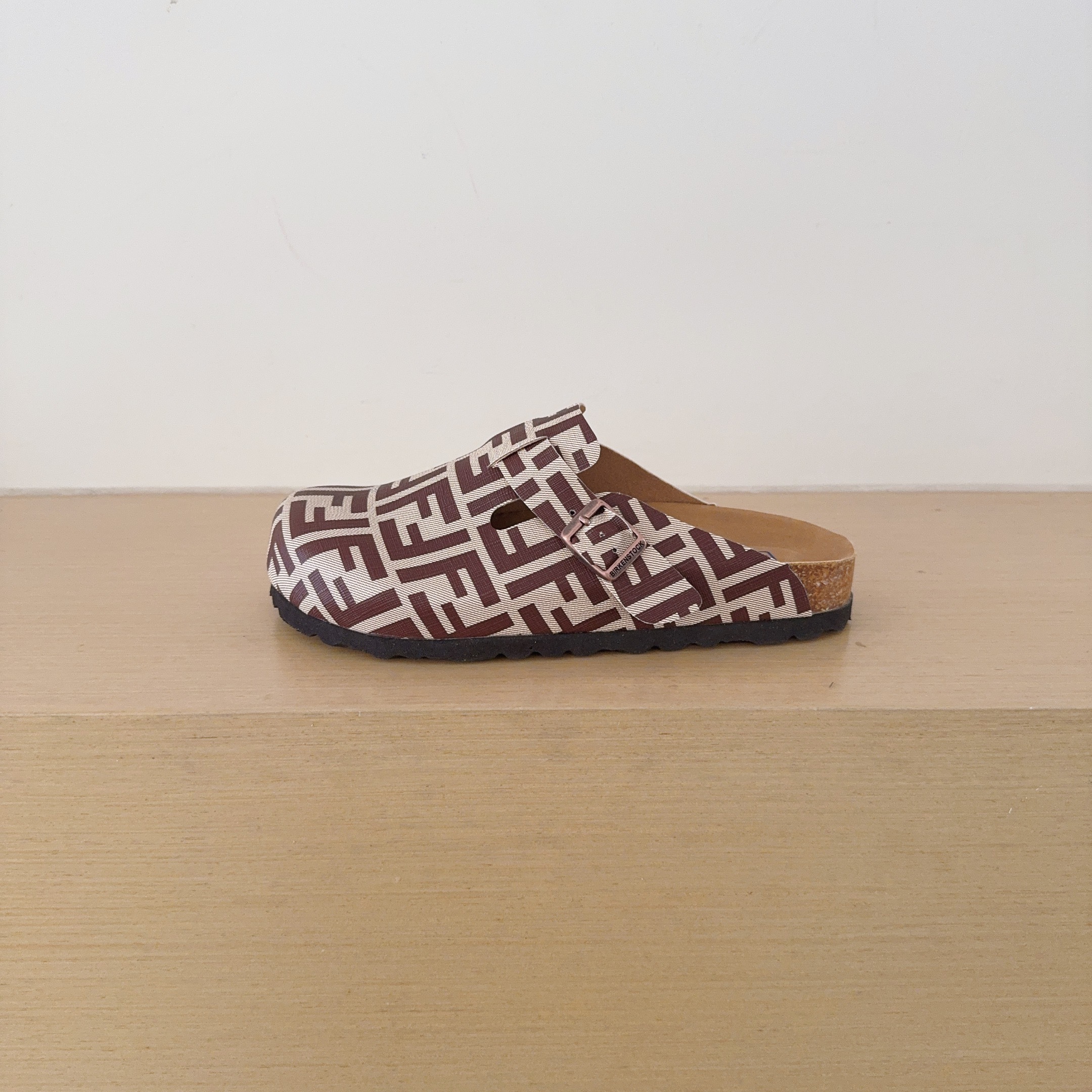 UGG Kids FF Check Birken-Style Clogs Adult And Kids
