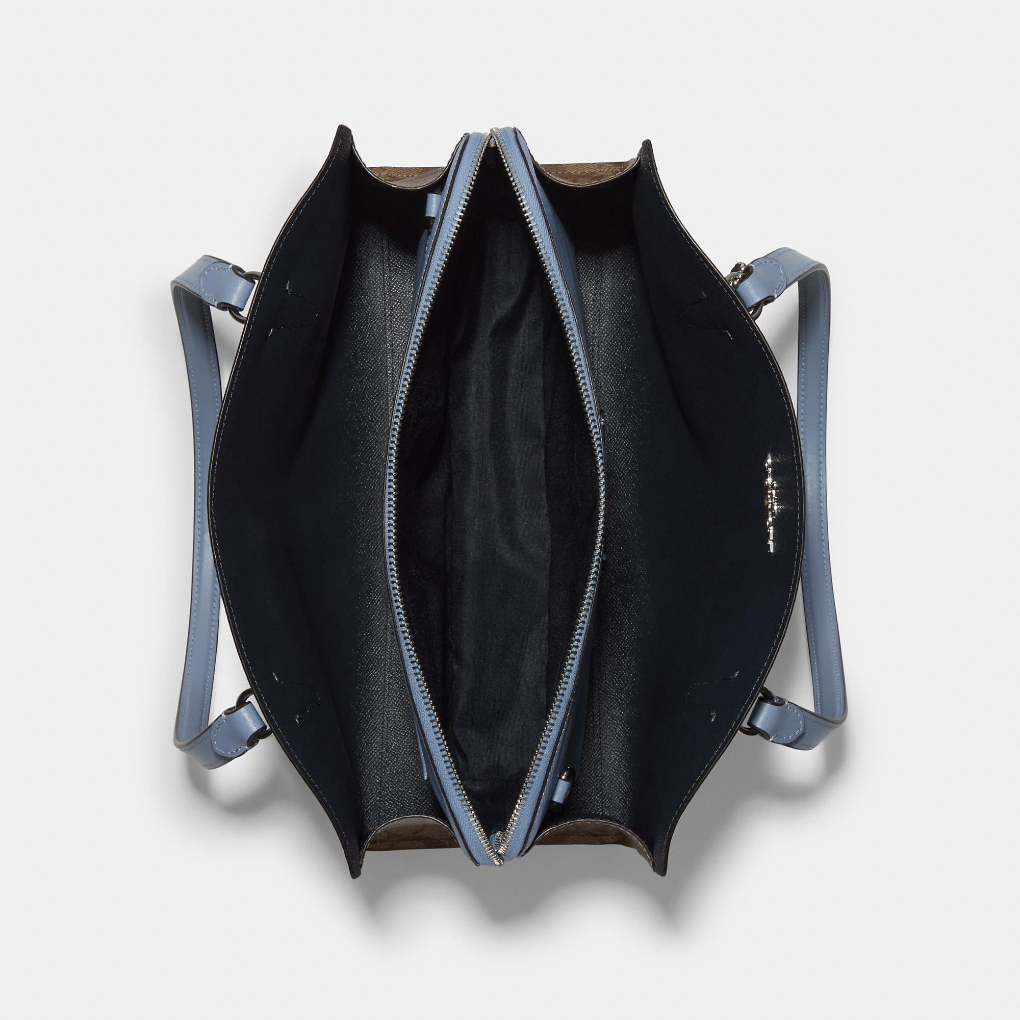 COAthtCH Classic handbags