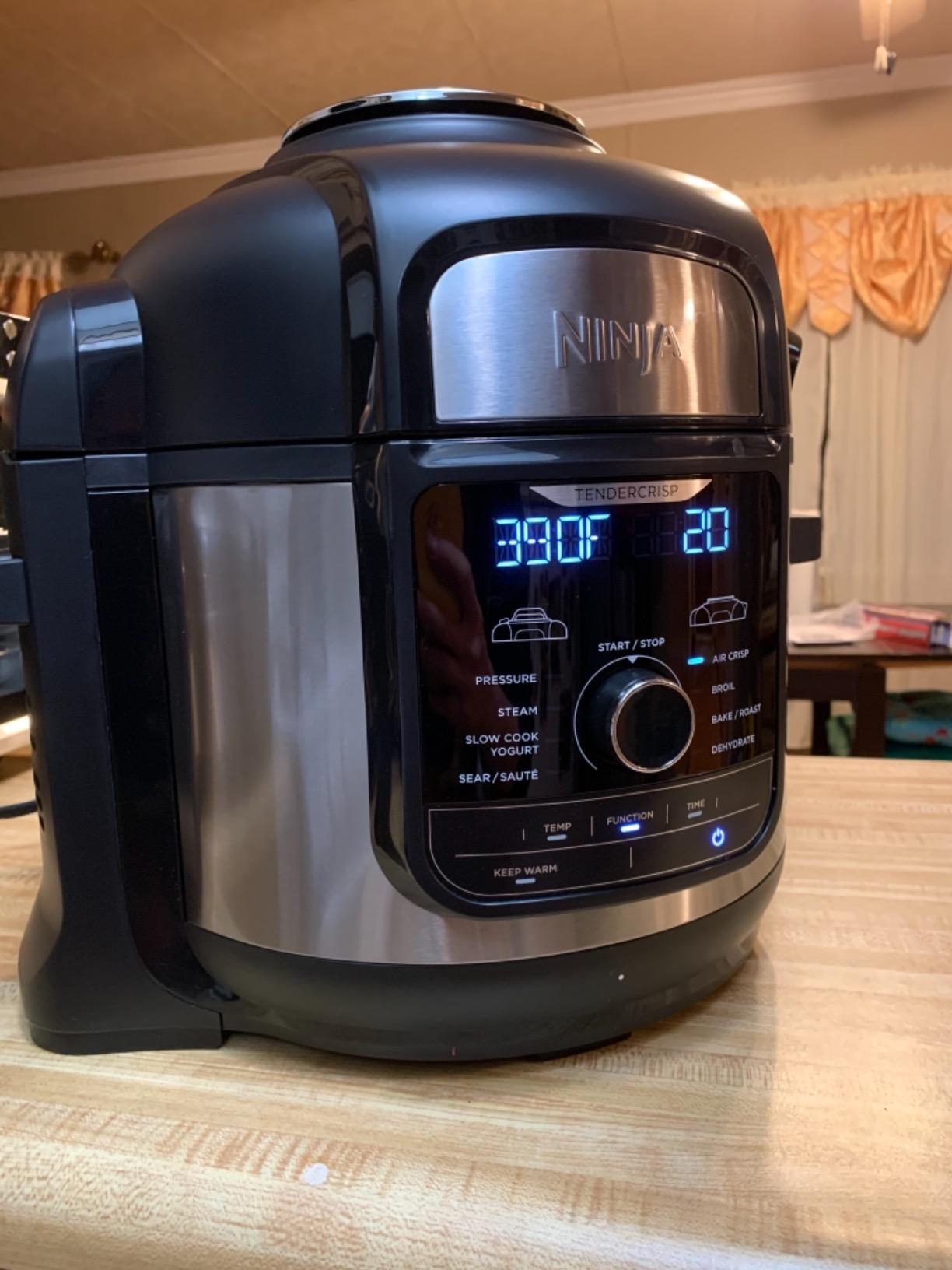 Ninja FD401 Foodi 12-in-1 Deluxe XL 8 qt. Pressure Cooker & Air