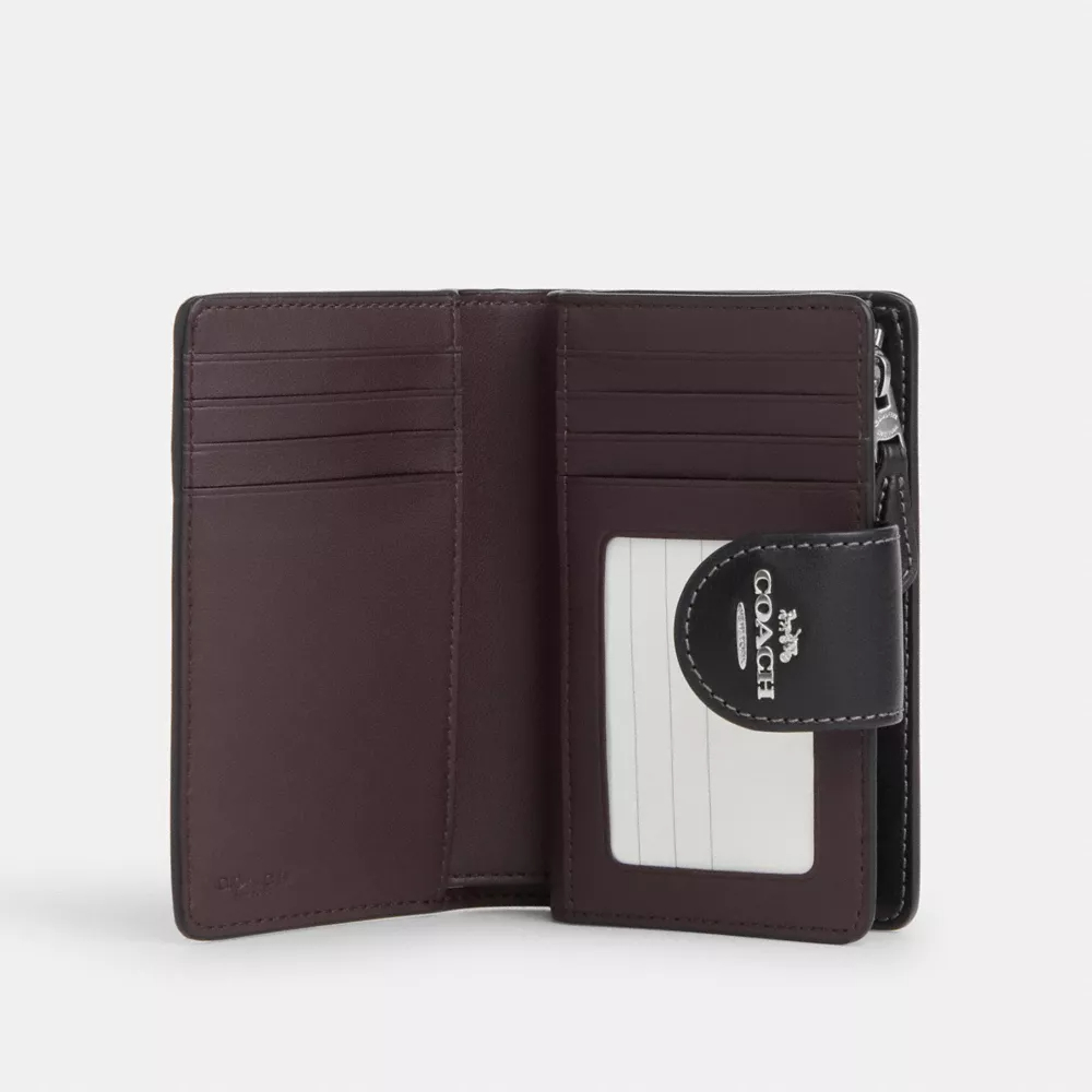COAthtCH Classic Wallet