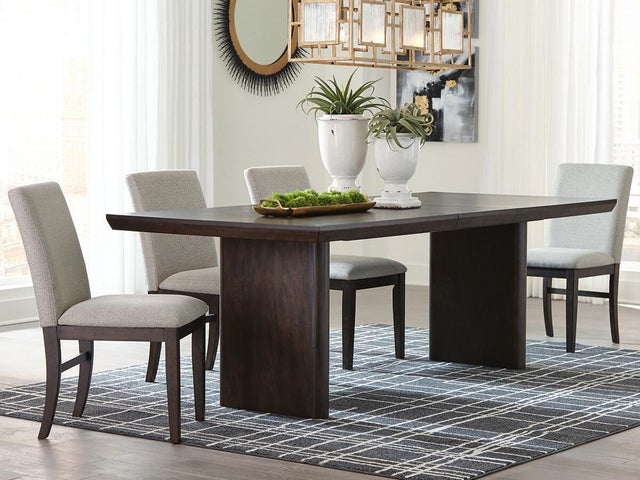 Bruxworth Extendable Dining Table