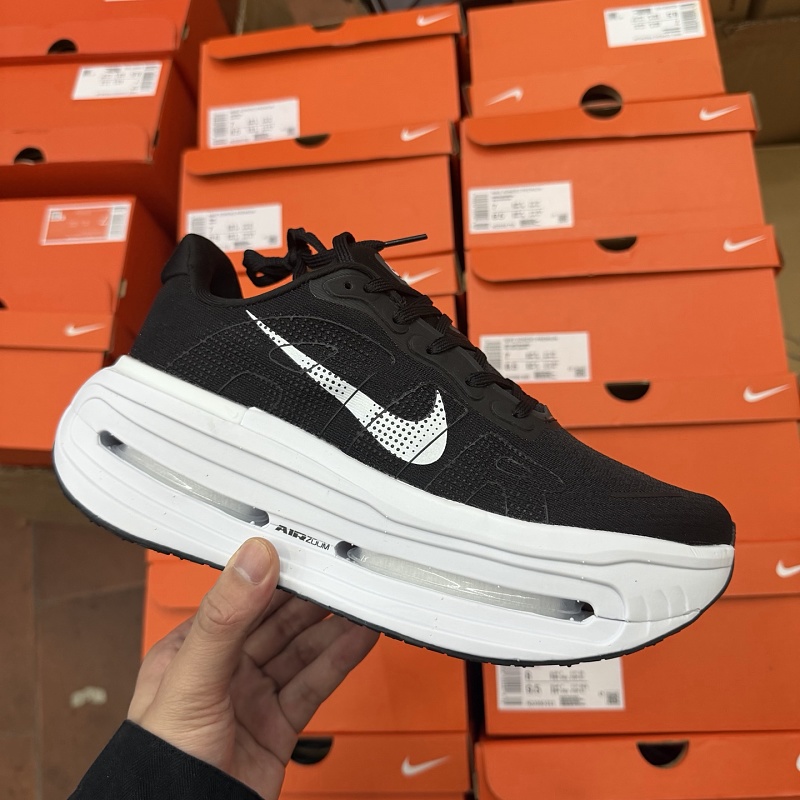 Nike Vomero Premium