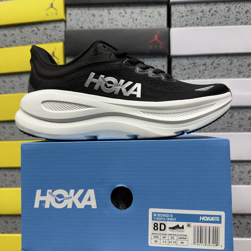 Hoka Bondi 9 Sneakers