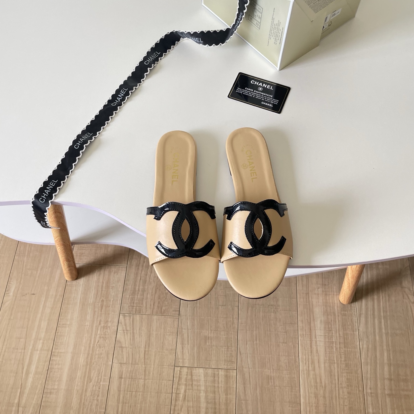 Chanel Contrast Logo Slide Sandals - Beige