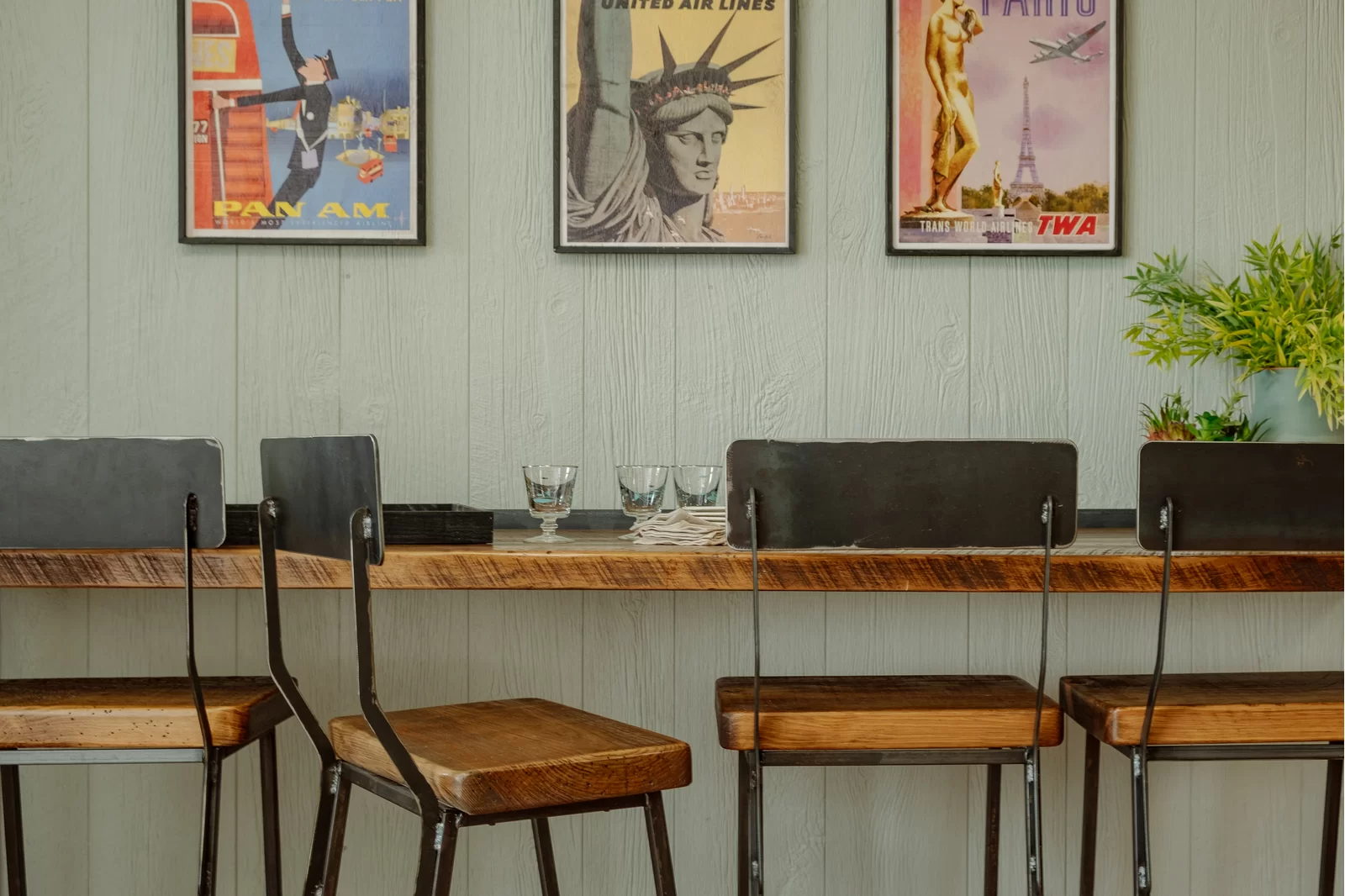 4 - Person Counter Height Dining Set