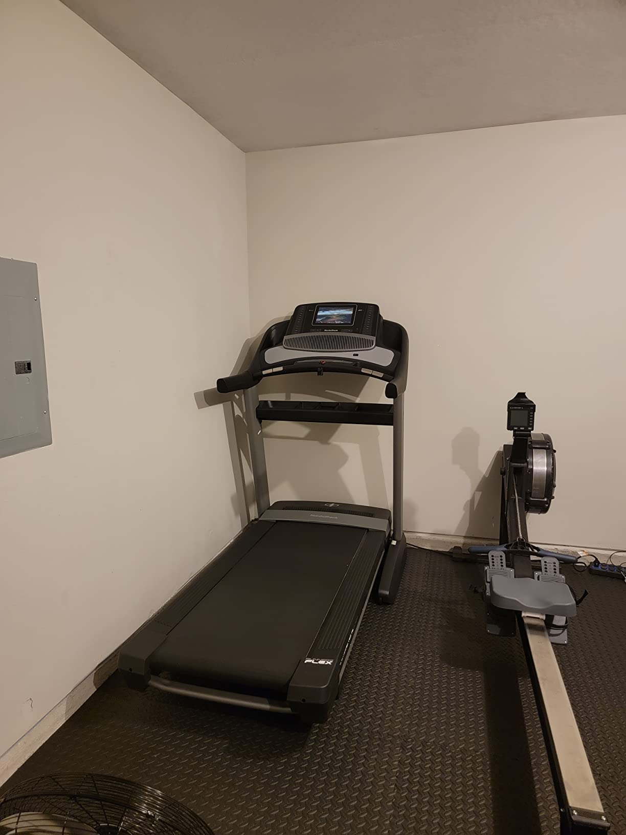 NordicTrack Commercial Series + 30-Day iFit Membership