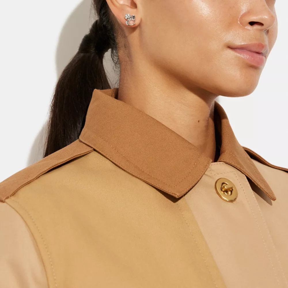 COAthtCH Signature Crystal Cluster Stud Earrings