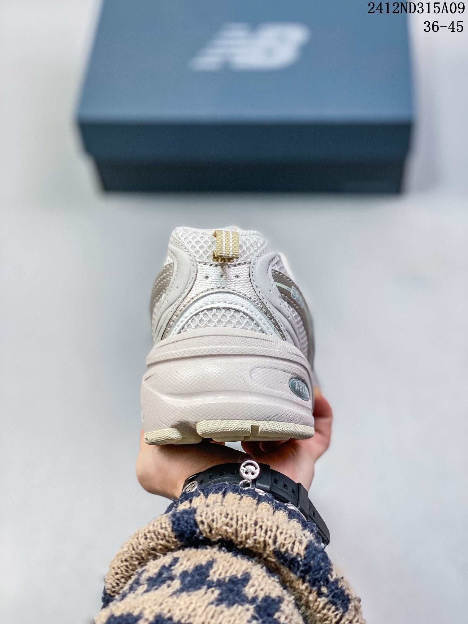 New Balance 530