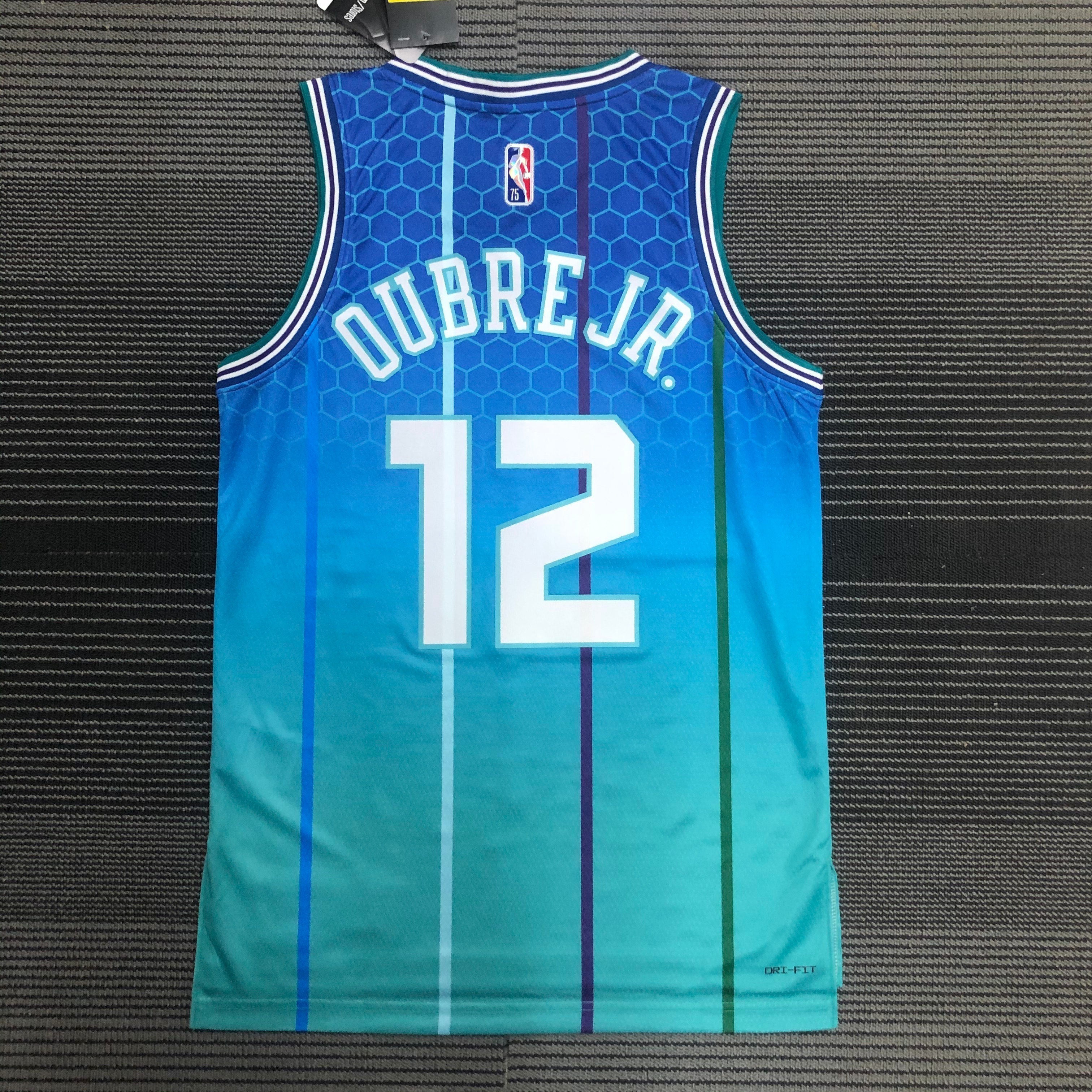 21 Season Hornets City Edition No.12