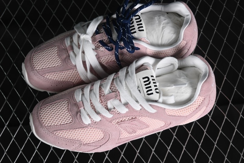 MiuMiu x New Balance 530