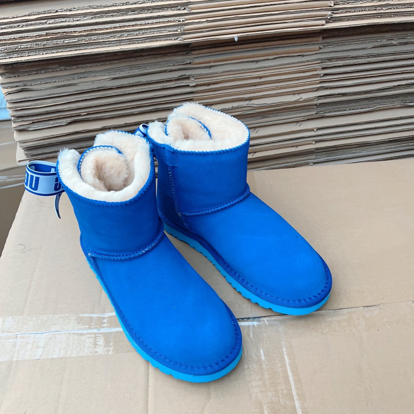 UGG 78 Logo Strap Classic Mini Boots