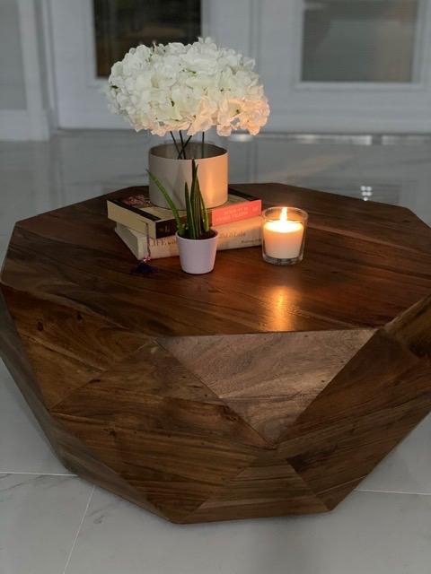 Diamond Shape Acacia Wood Coffee Table with Smooth Top