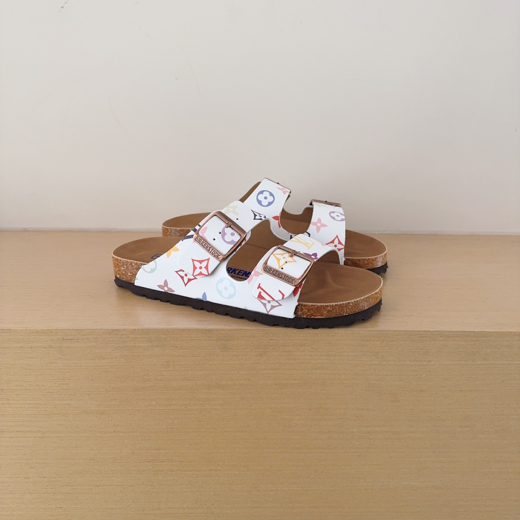 UGG Kids Collaboration Series Birken-Style Two-Strap Sandals Adult And Kids