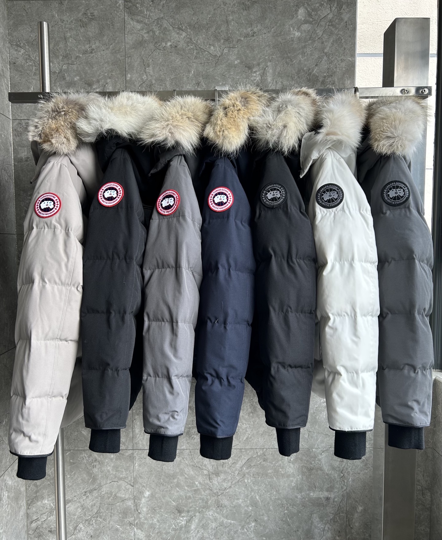 Canada Goose Wyndham Short Hooded Down Jacket With Coyote Fur