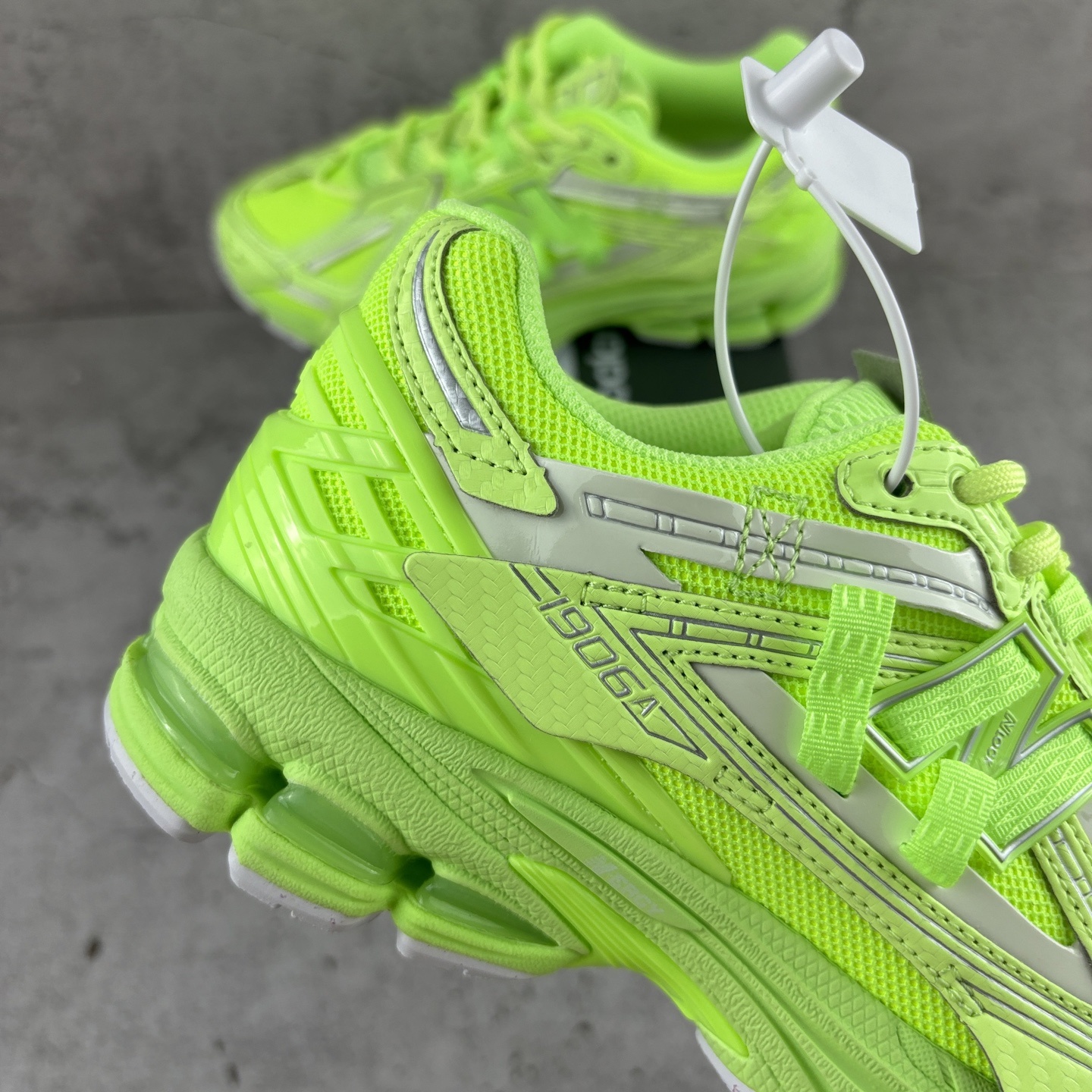 New Balance 1906 Sneakers detail 2