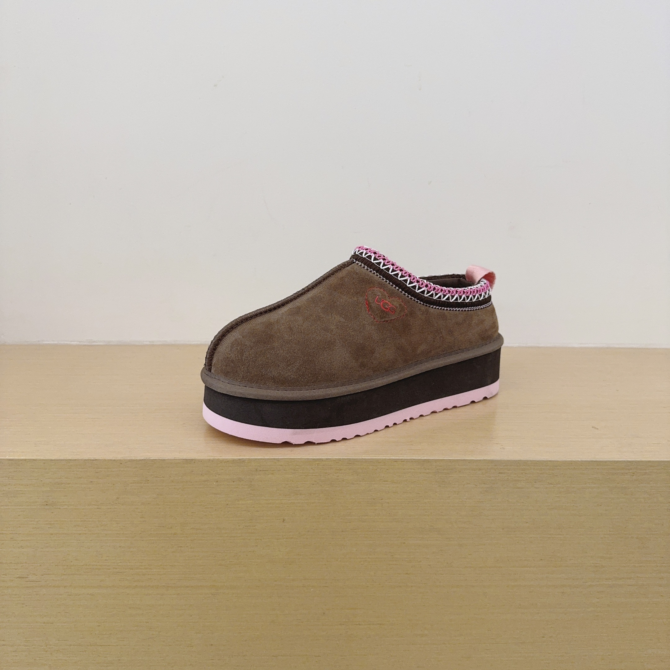 UGG Kids Heart Platform Slippers