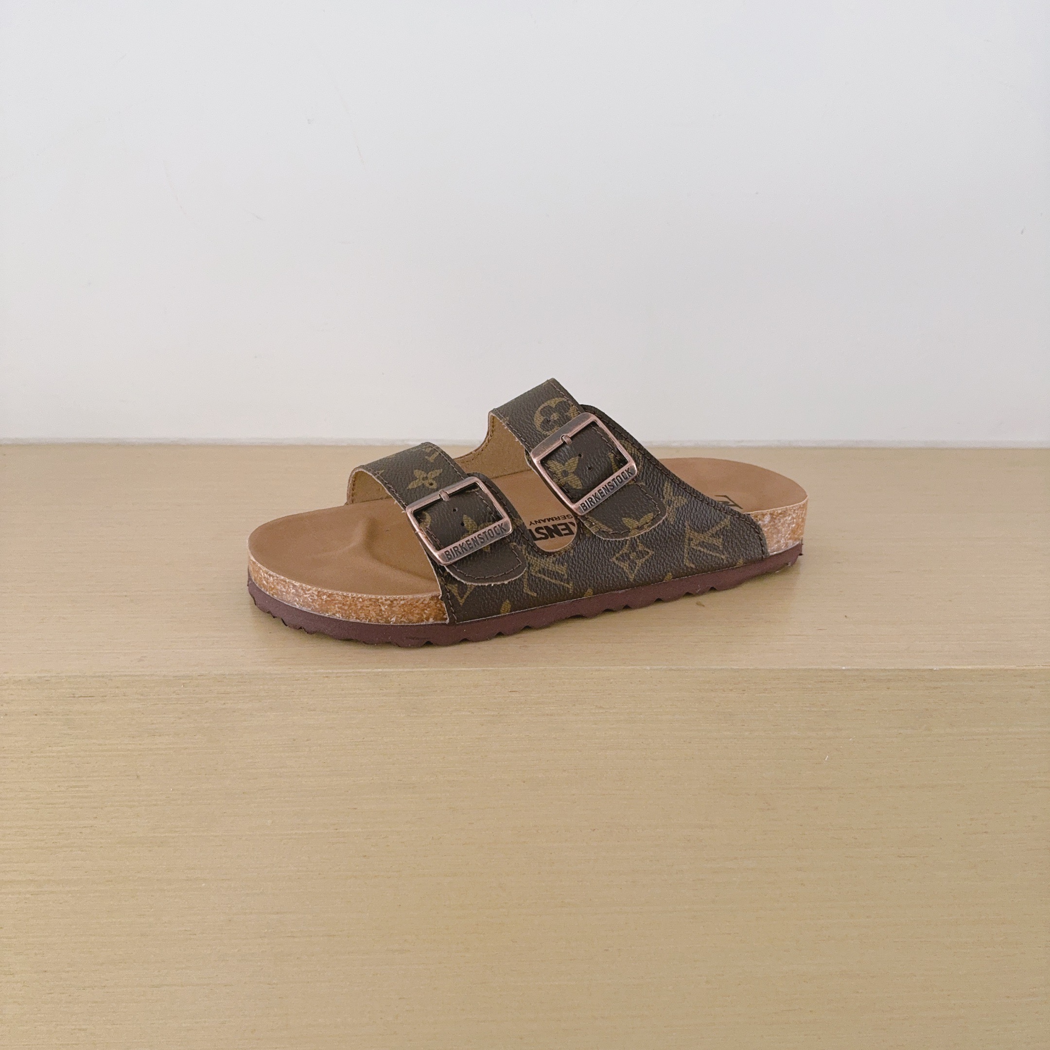 UGG Kids Birken-Style Two-Strap Sandals Collaboration Series Adult And Kids