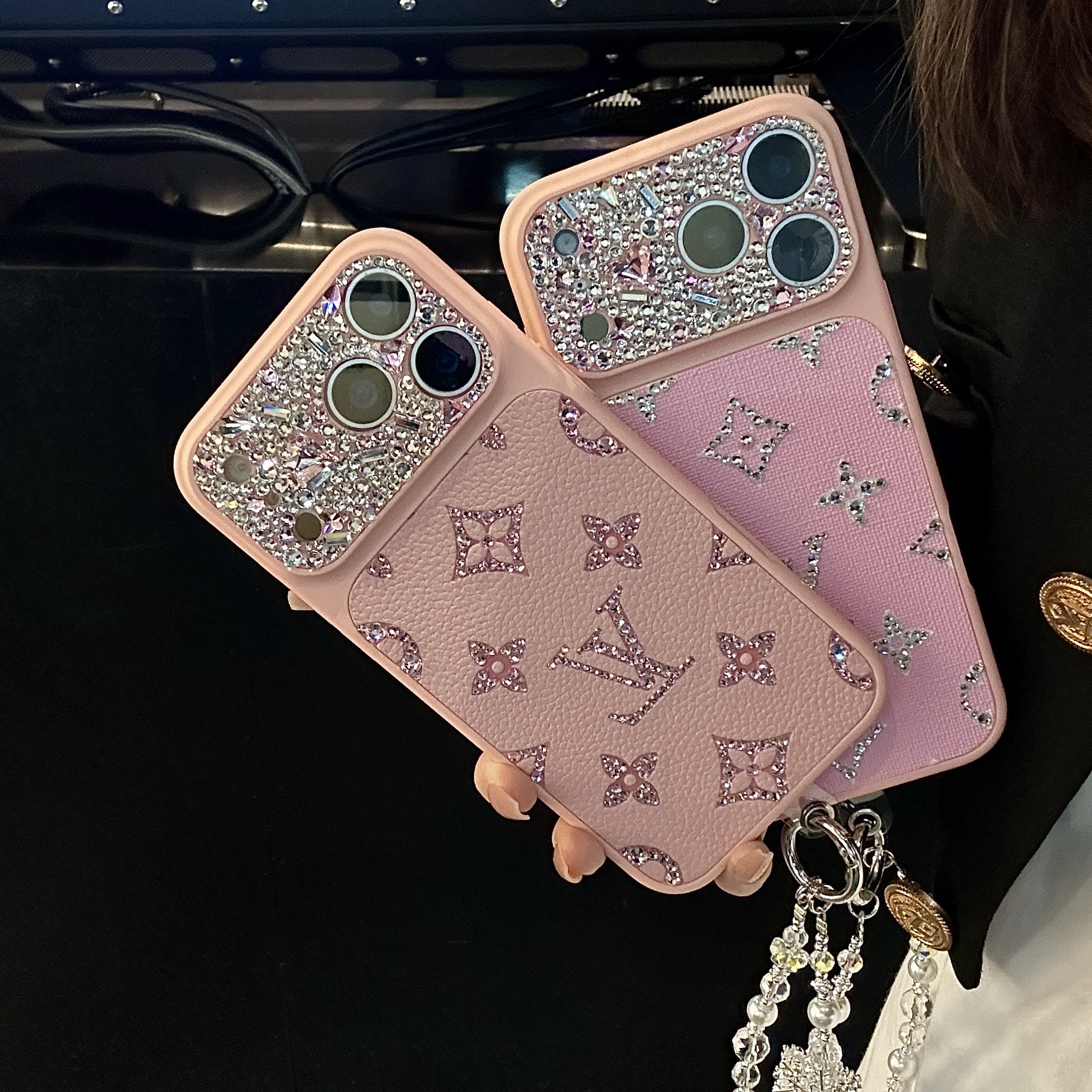 Luxury Pink Monogram Rhinestone iPhone Case With Pearl Snowflake Chain, Sparkly Diamond Camera Frame Bling Leather Cover For iPhone 16 15 14 13 12 11 Pro Max