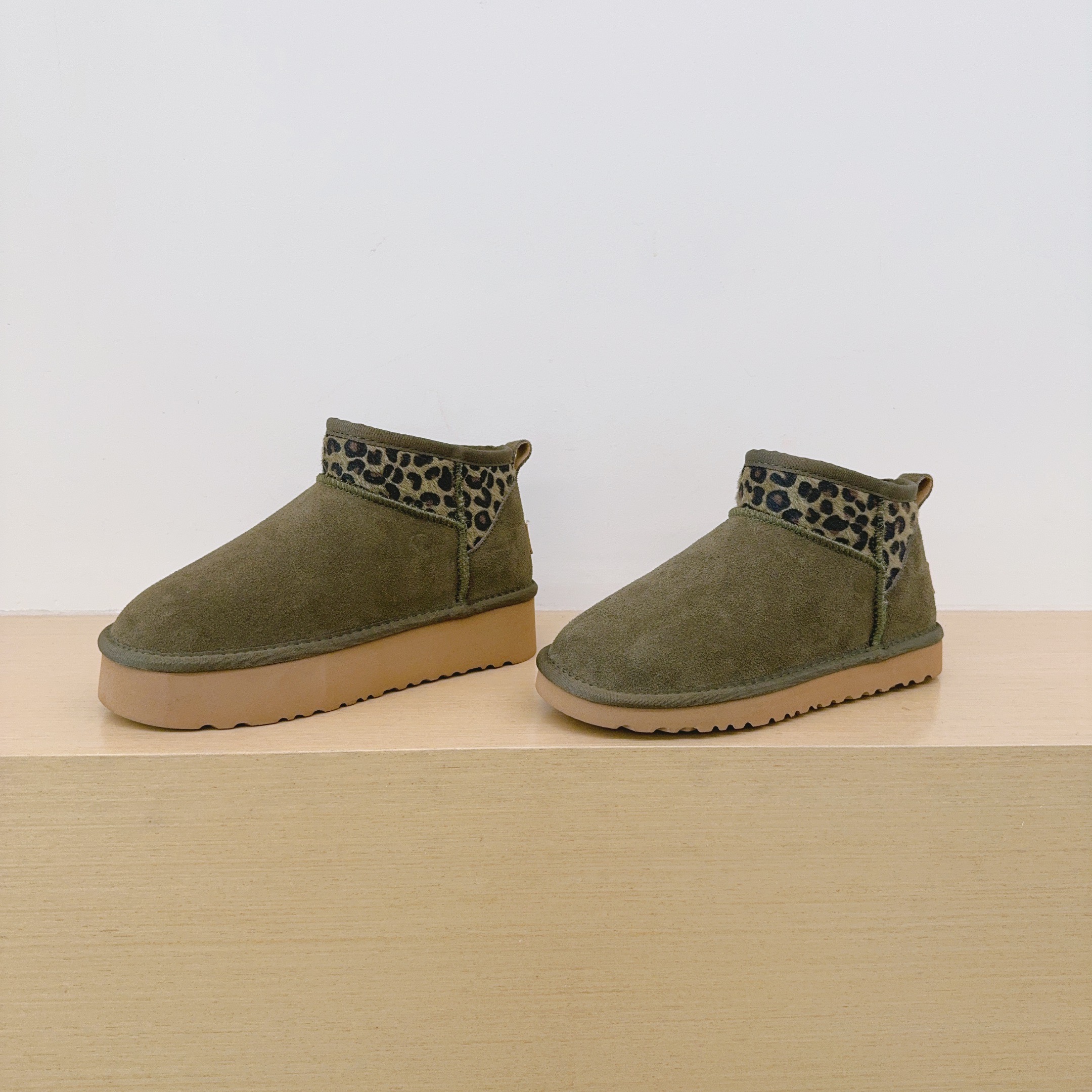 UGG Kids Platform 6109 Leopard Color-Block
