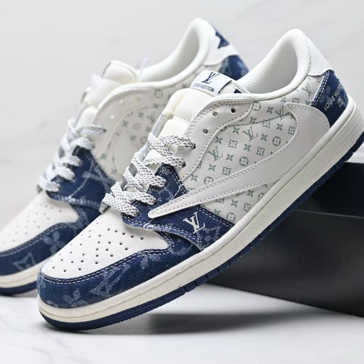Nike-Kids AJ1