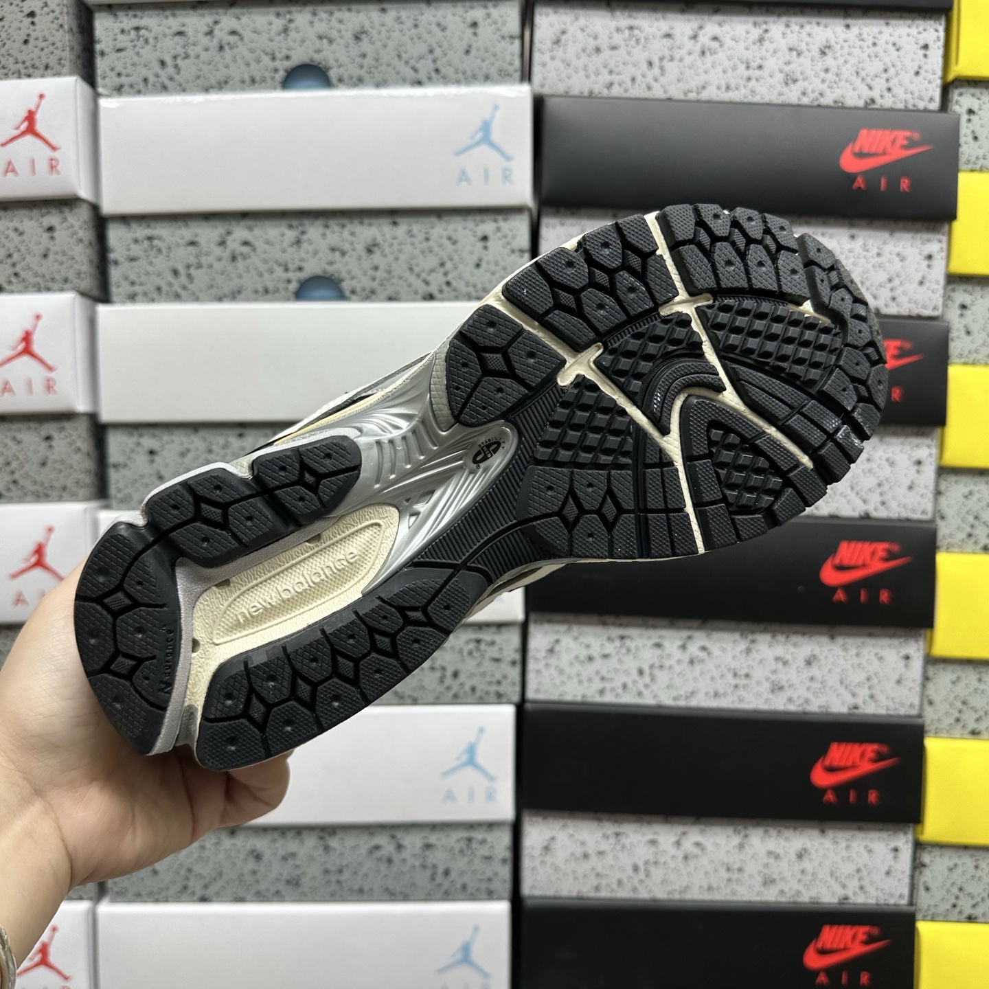 New Balance 1906 Sneakers detail 3