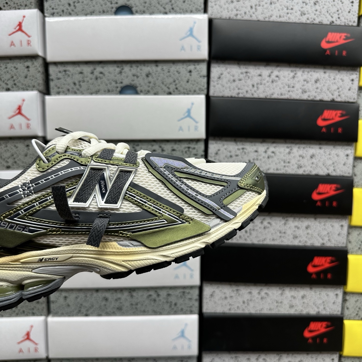 New Balance 1906 Sneakers detail 1