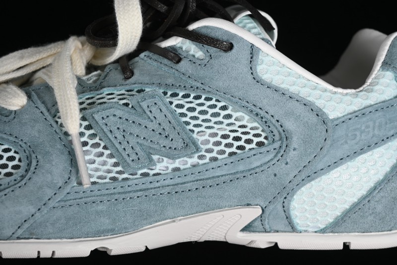 MiuMiu x New Balance 530