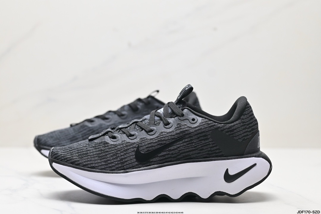 Nike MOTIVA