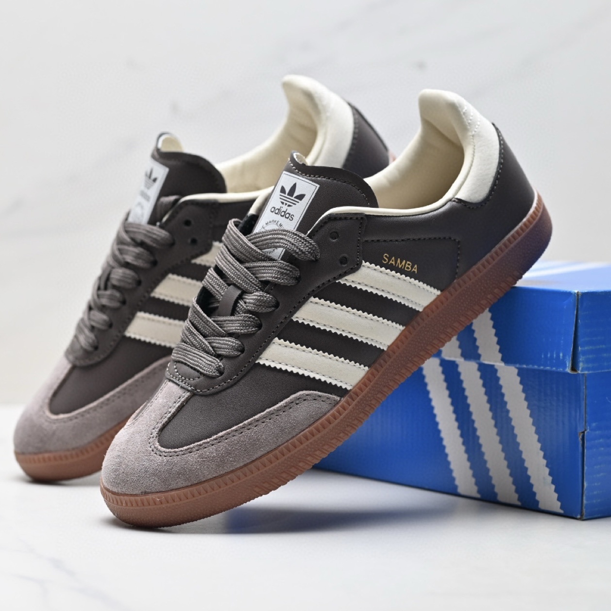 Adidas Samba