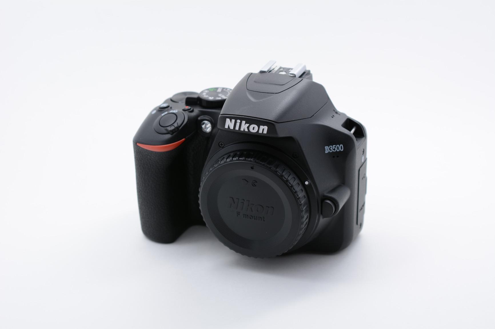 Nikon D3500 W/ AF-P DX NIKKOR 18-55mm f/3.5-5.6G VR Black
