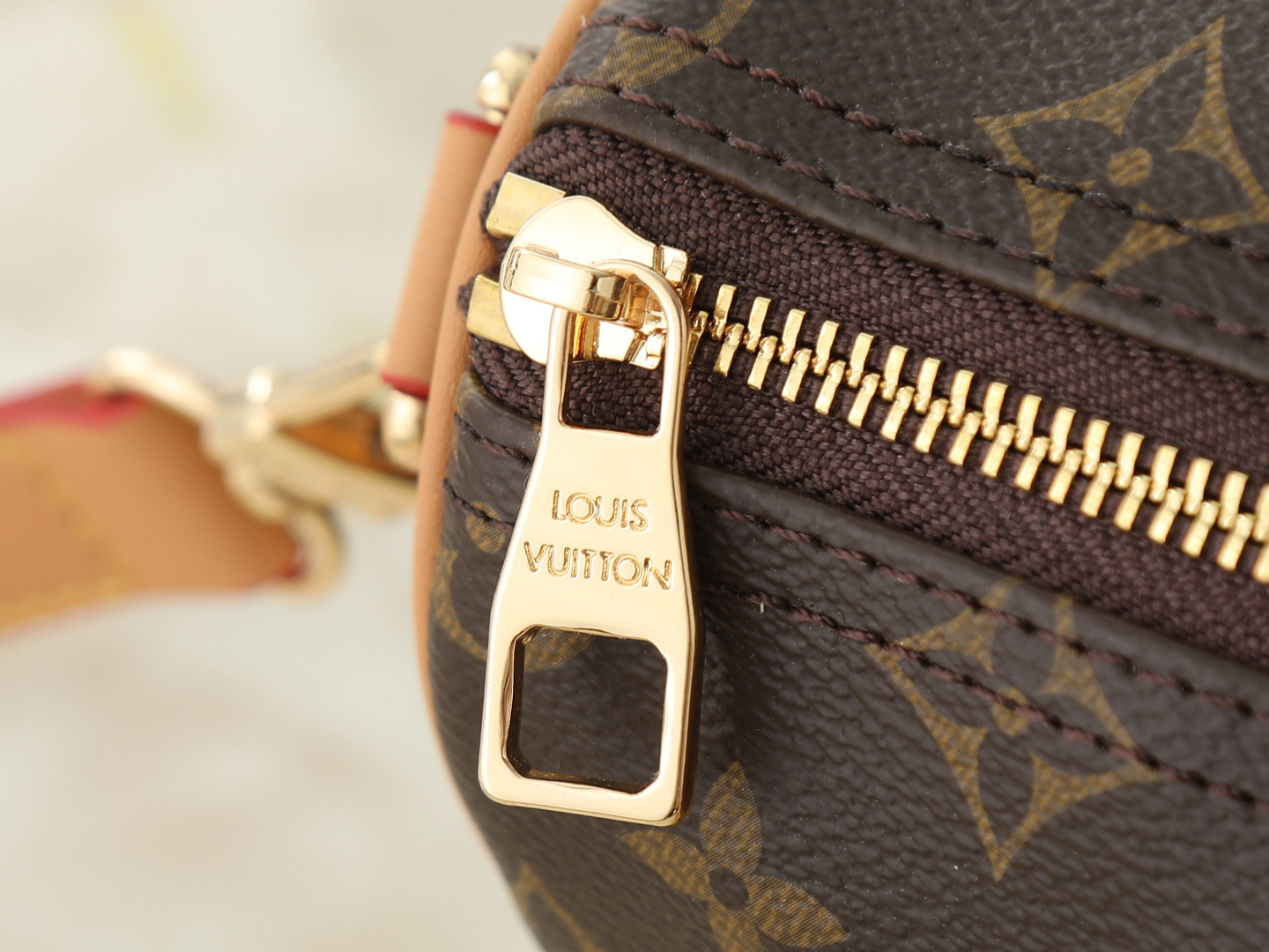 LV Keepall Bandoulière 25 bag