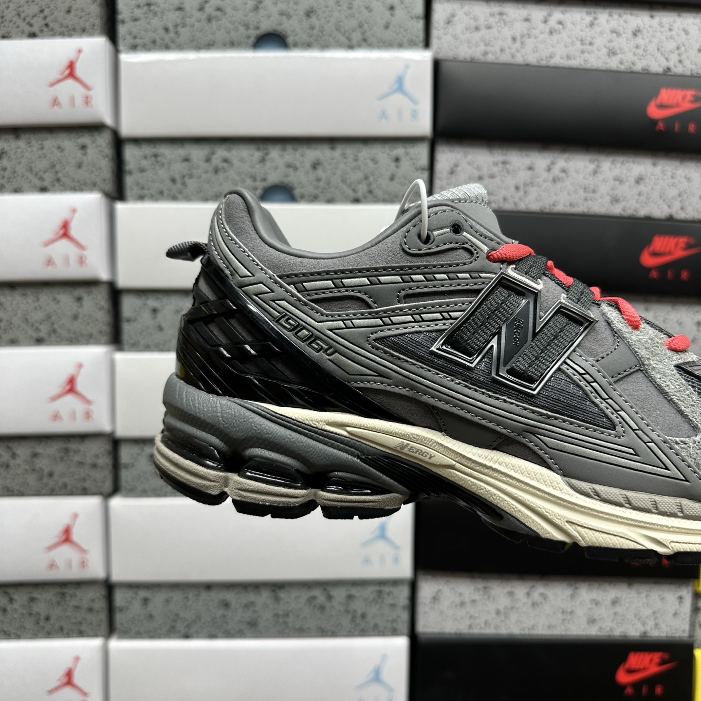 New Balance 1906 Sneakers detail 3