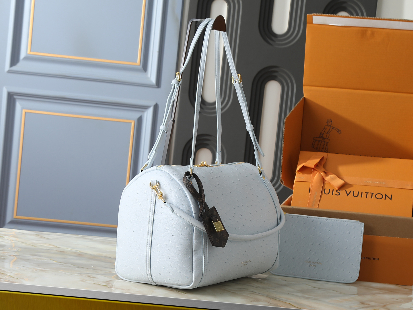 LV Speedy Soft 30（Ostrich Embossed）