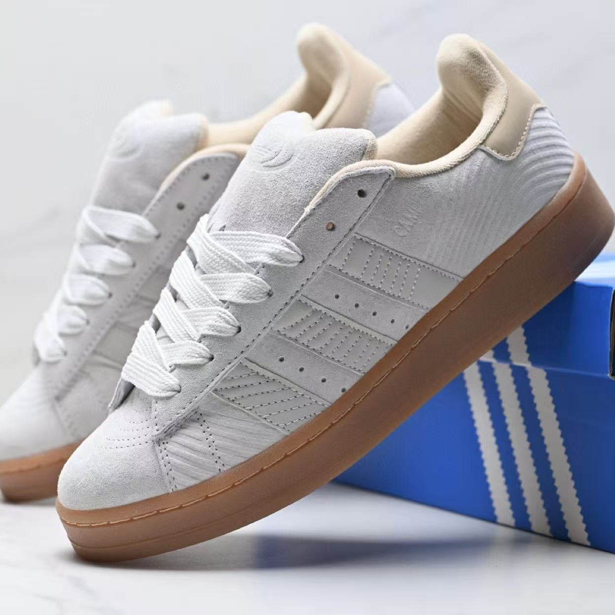 Adidas Campus