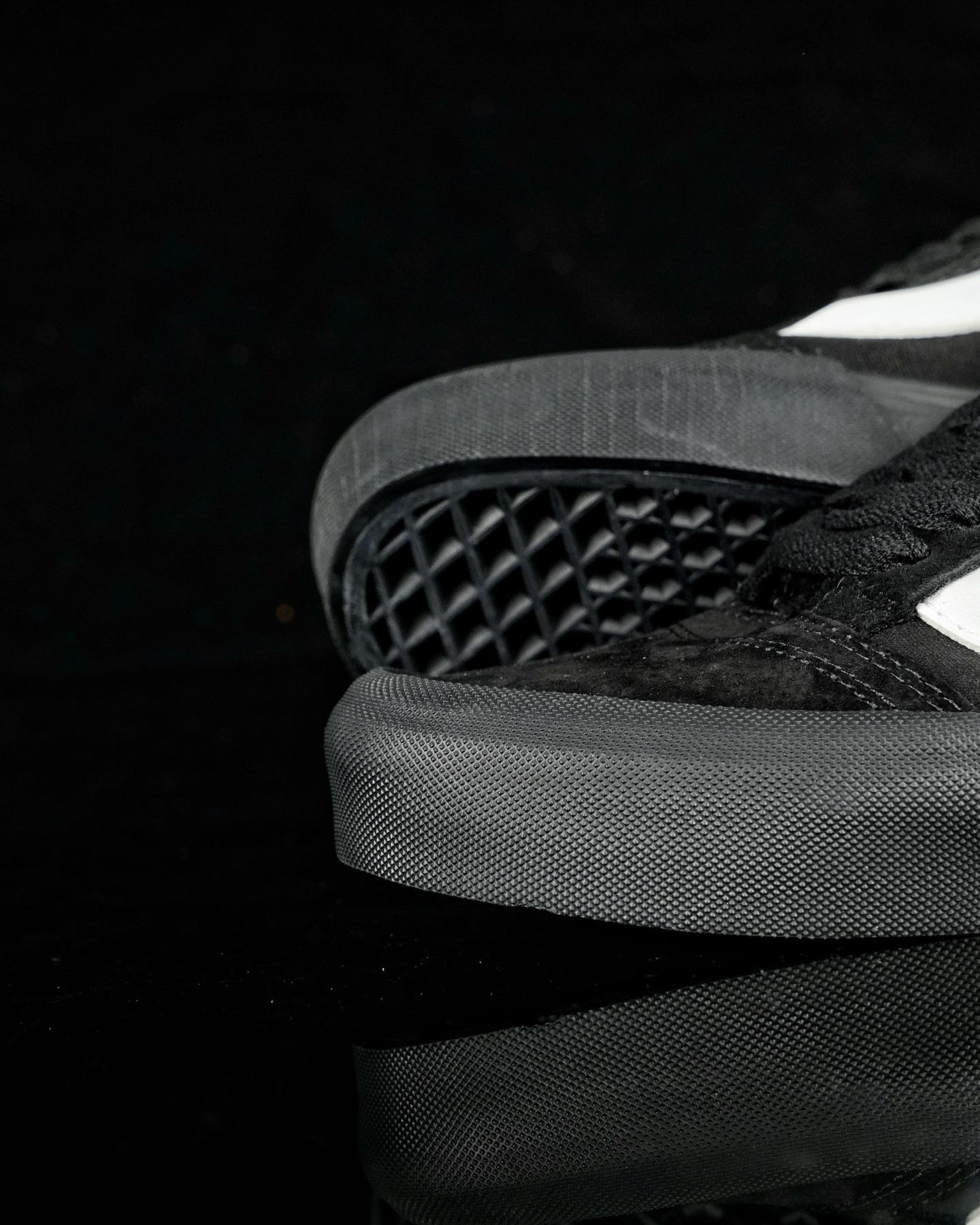Vans Knu Skool Triple Black Lightning Chunky Sneakers