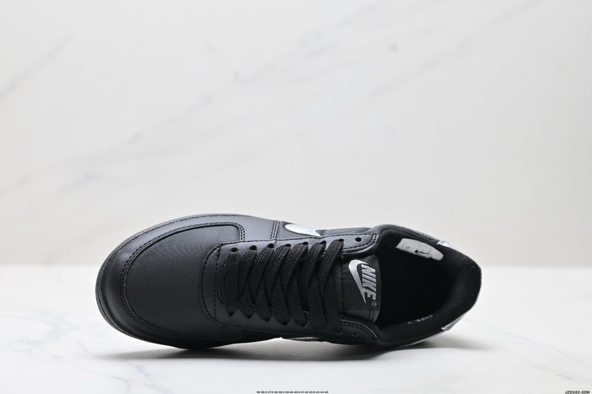 Nike Field General 82