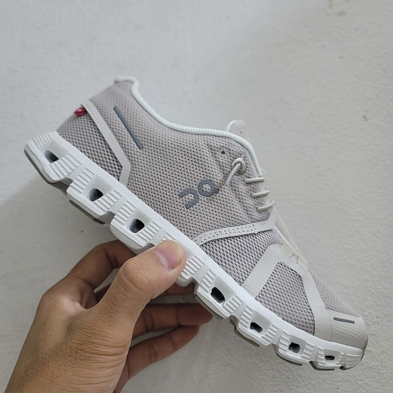 On Cloud 5 colour options