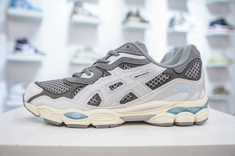 ASICS Running Shoes product