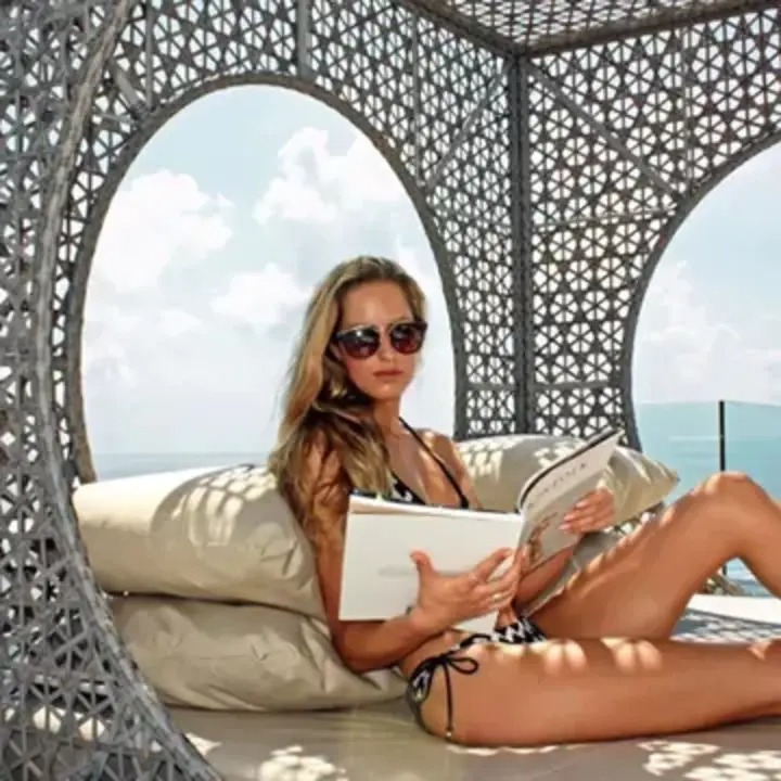 Outdoor bed rattan sofa seaside villa club bed bed beach