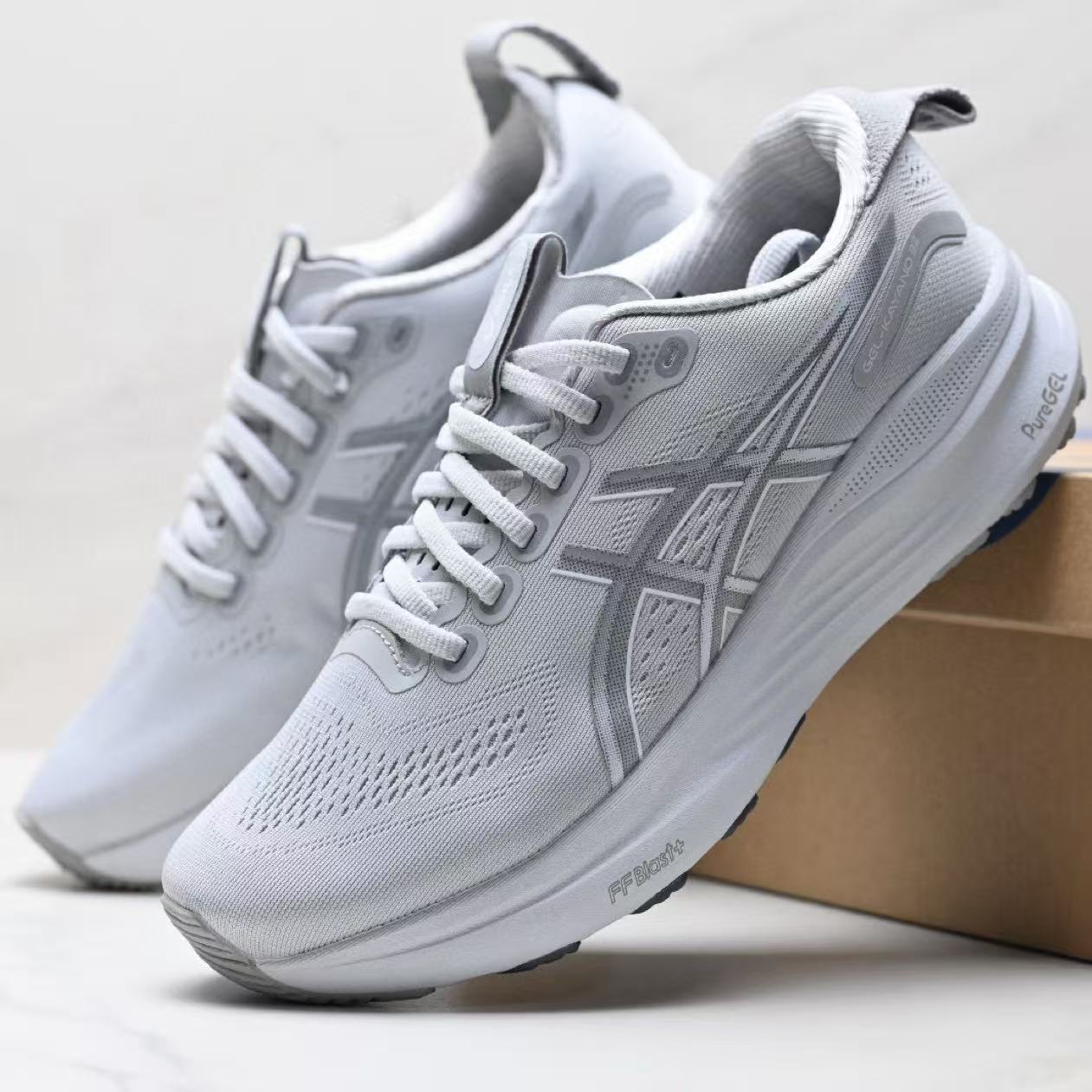 ASICS Gel-Kayano 32