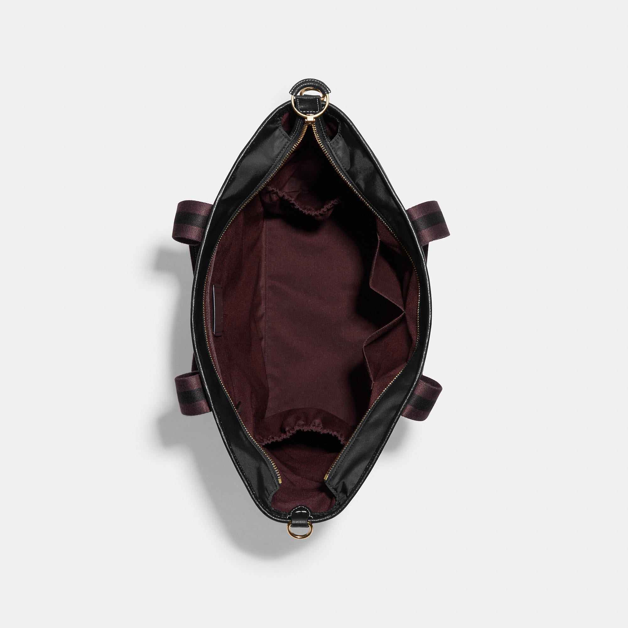 COAthtCH Classic handbags