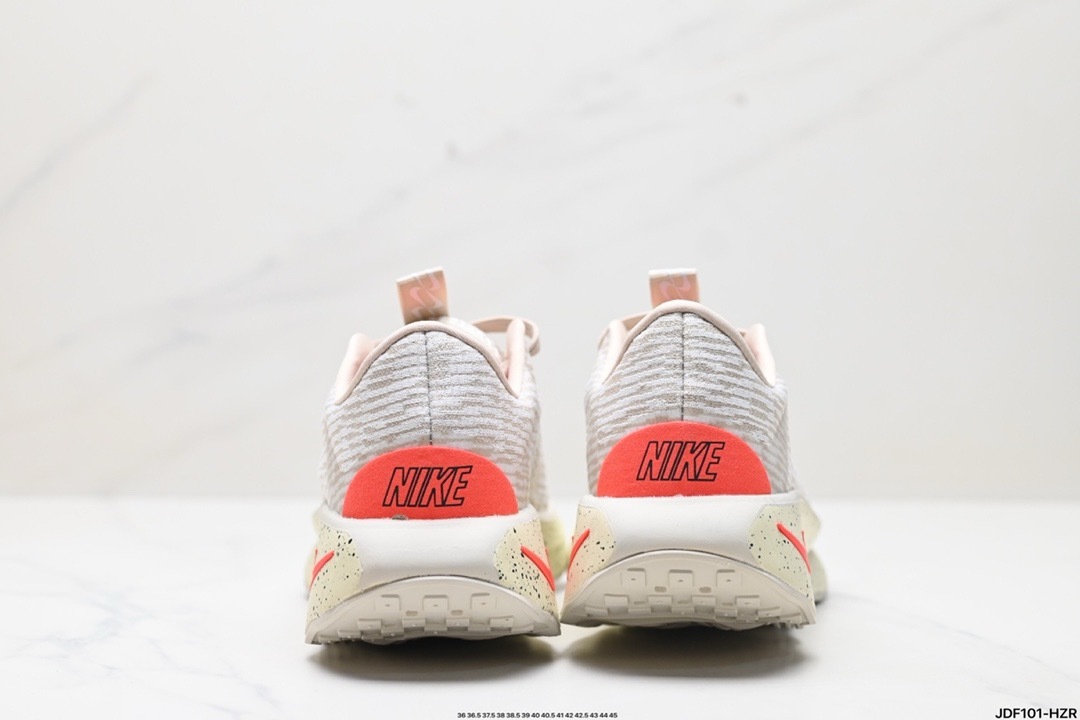 Nike MOTIVA