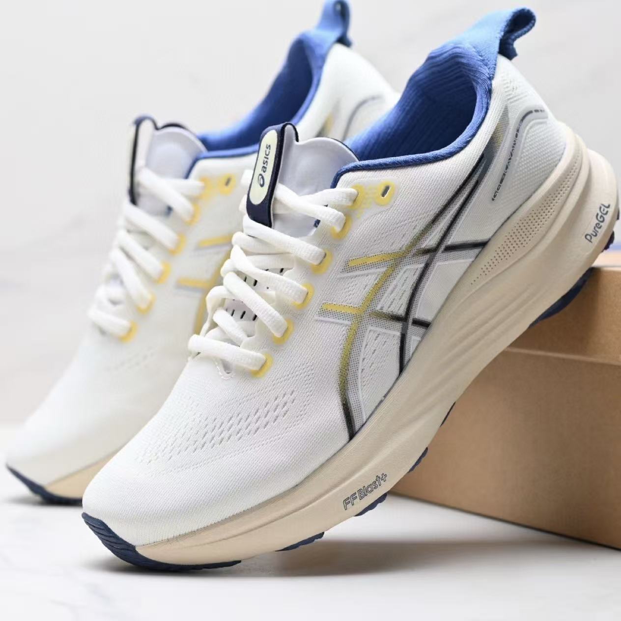 ASICS Gel-Kayano 32