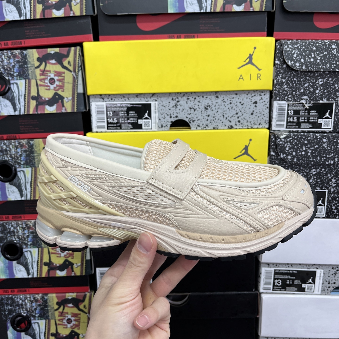 New Balance 1906 Loafer Sneakers detail 3