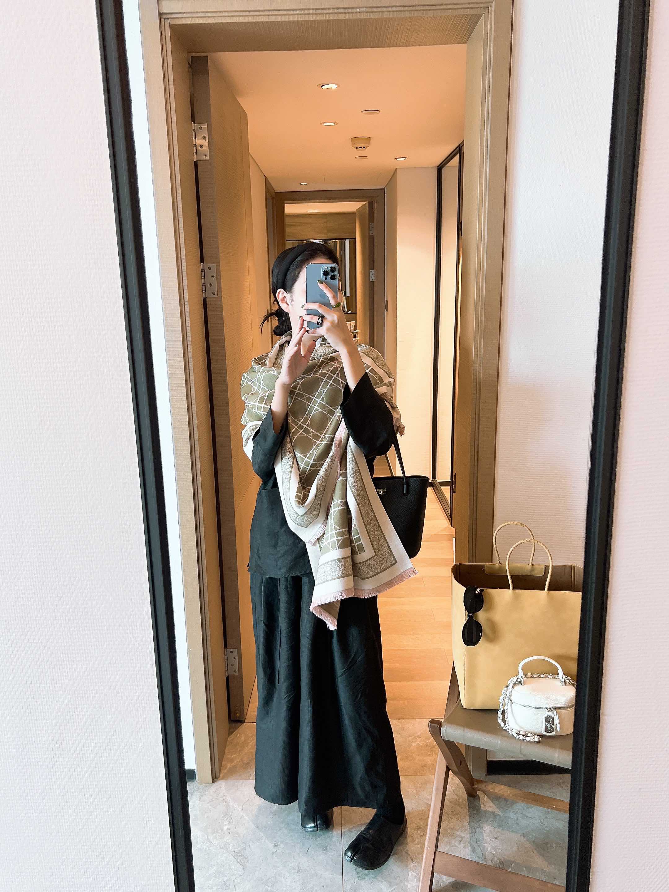 Dior Fringed Cashmere Scarf Black and Blue product images